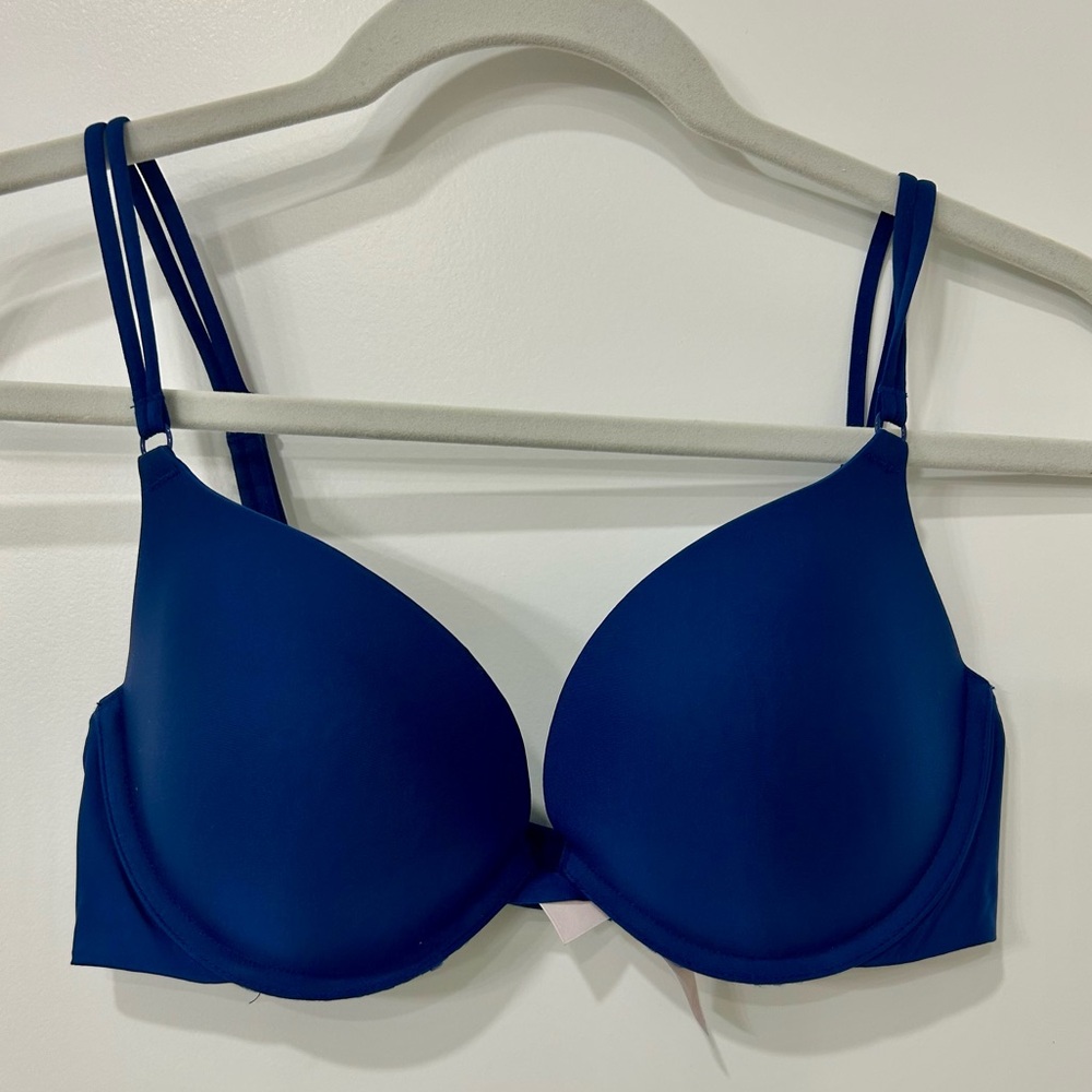 Victoria’s Secret Navy Blue Push Up Bra 34D